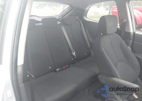 2011 Hyundai Accent Gs z USA, uszkodzony, nr VIN KMHCM3AC1BU200601